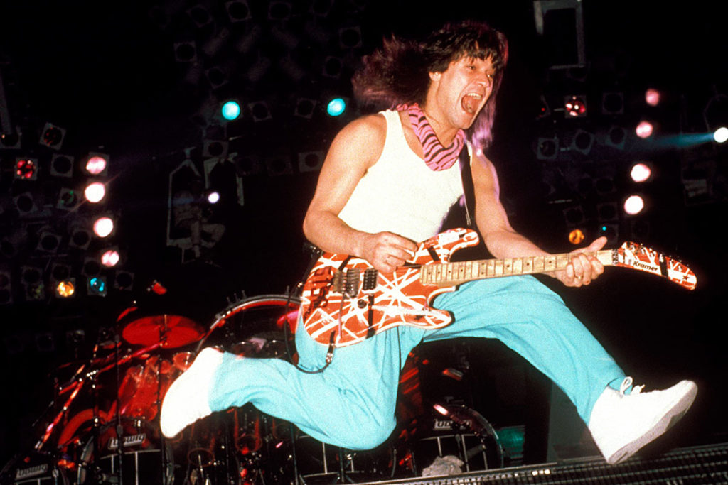 Dengan Gaya Gitar Khasnya, Eddie Van Halen Mengubah Musik Rock